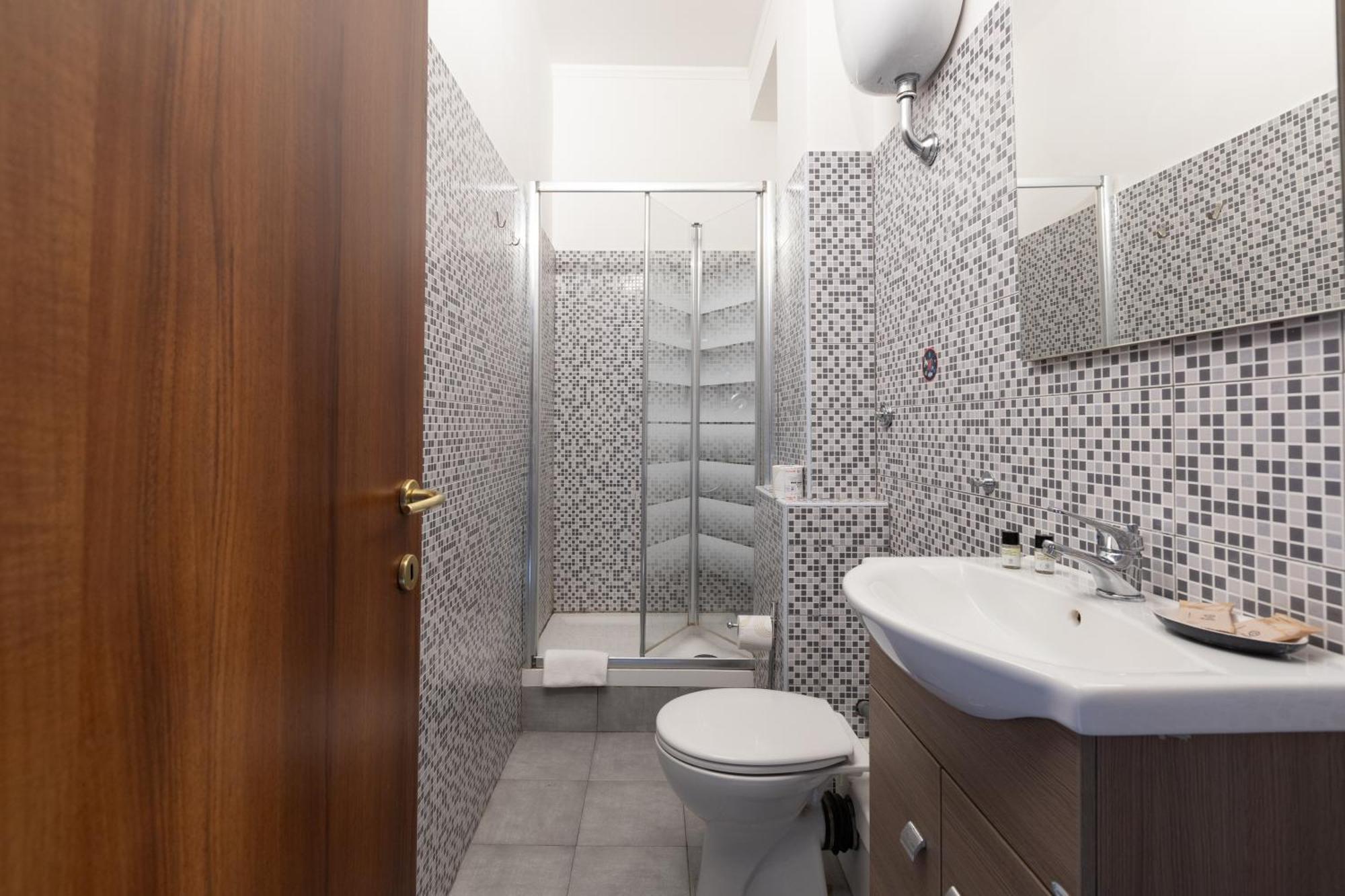 Affittacamere Alpino 76 โรม ภายนอก รูปภาพ